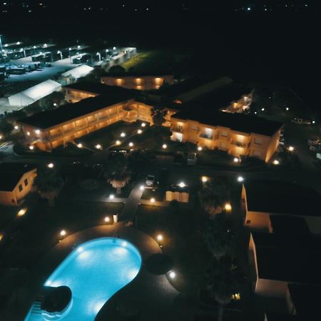 Hotel Minerva Бриндизи Экстерьер фото