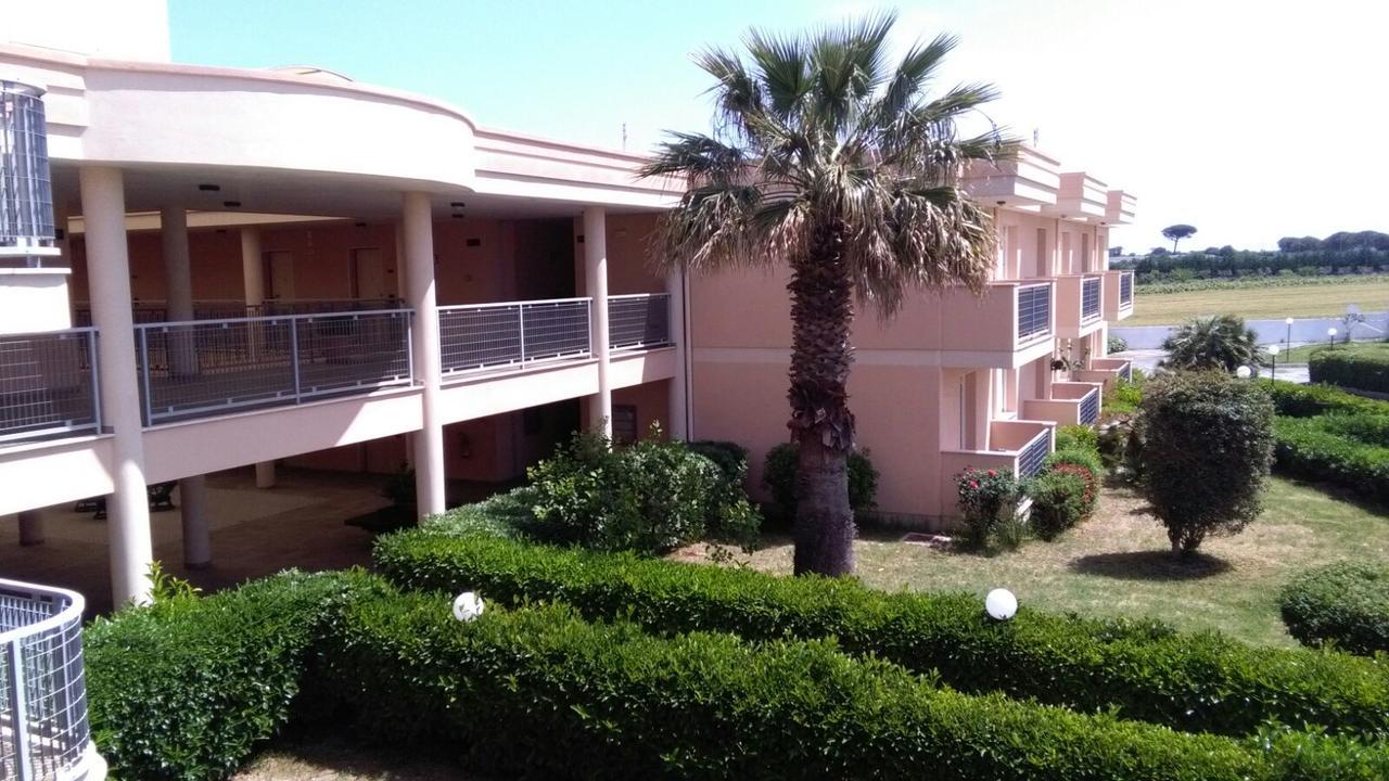 Hotel Minerva Бриндизи Экстерьер фото