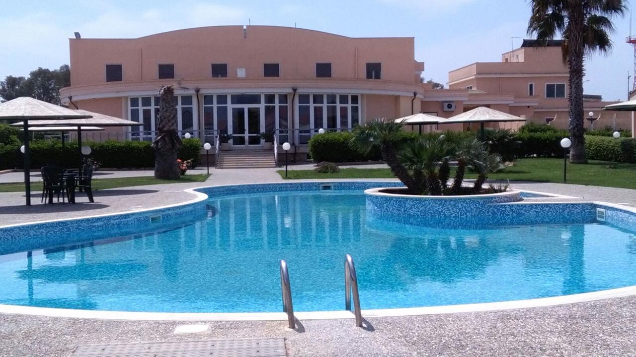 Hotel Minerva Бриндизи Экстерьер фото