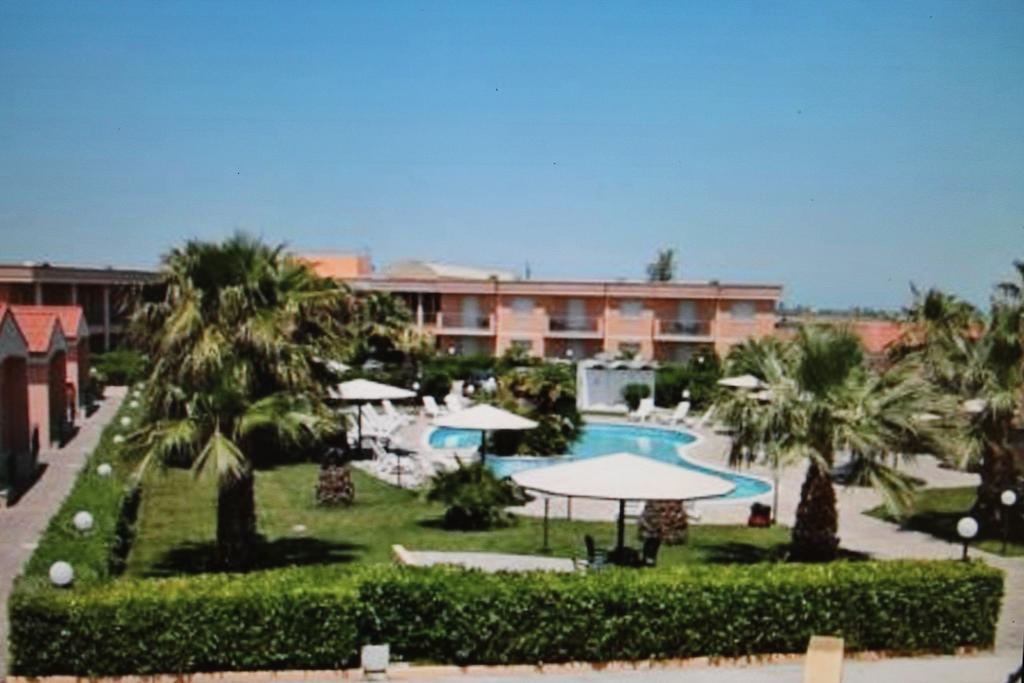Hotel Minerva Бриндизи Экстерьер фото